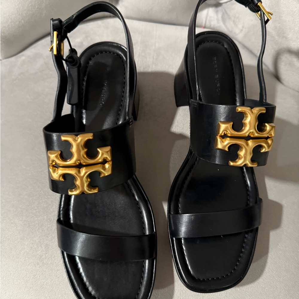 NWT Tory Burch ELEANOR Black Sandals with Gold Accent - Picture 3 of 7